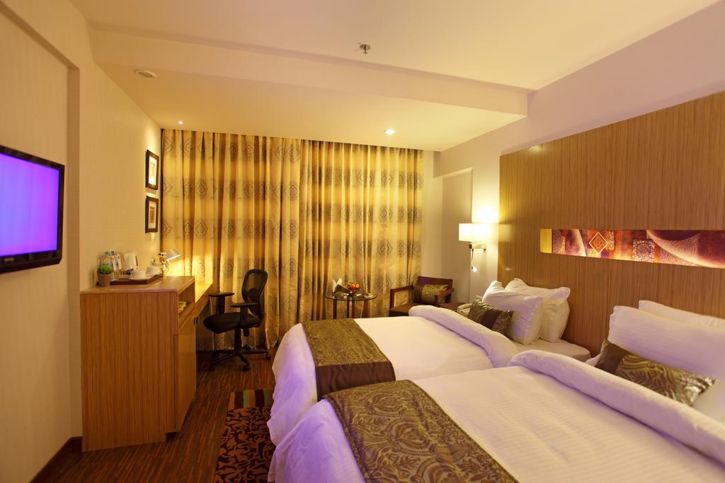 Comfort Inn Legacy Rajkot Eksteriør bilde