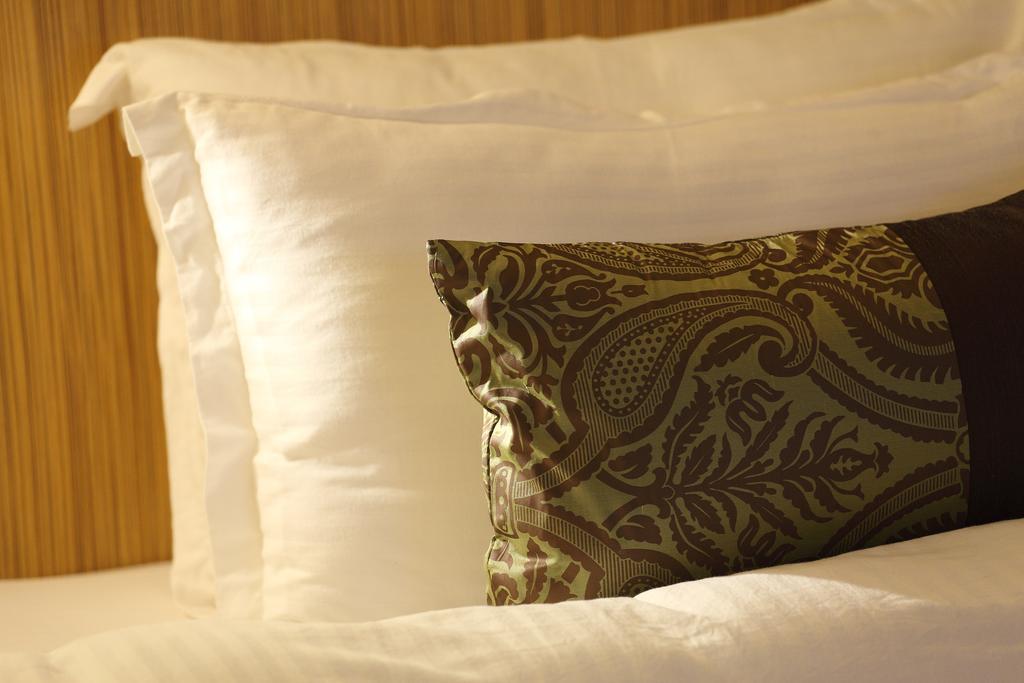 Comfort Inn Legacy Rajkot Eksteriør bilde